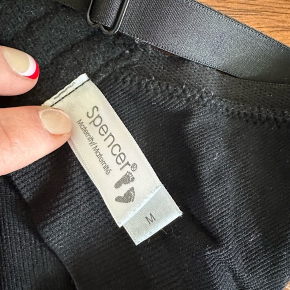 Nursing bras (2)  and nursing nightgown - Picture 3 of 3